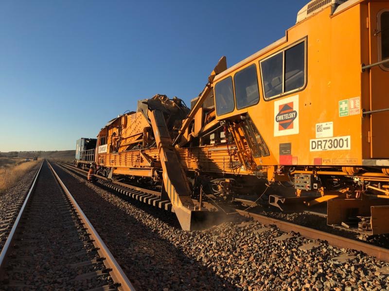 ARTC Hunter Valley Ballast Cleaning - Spoorwegbouw