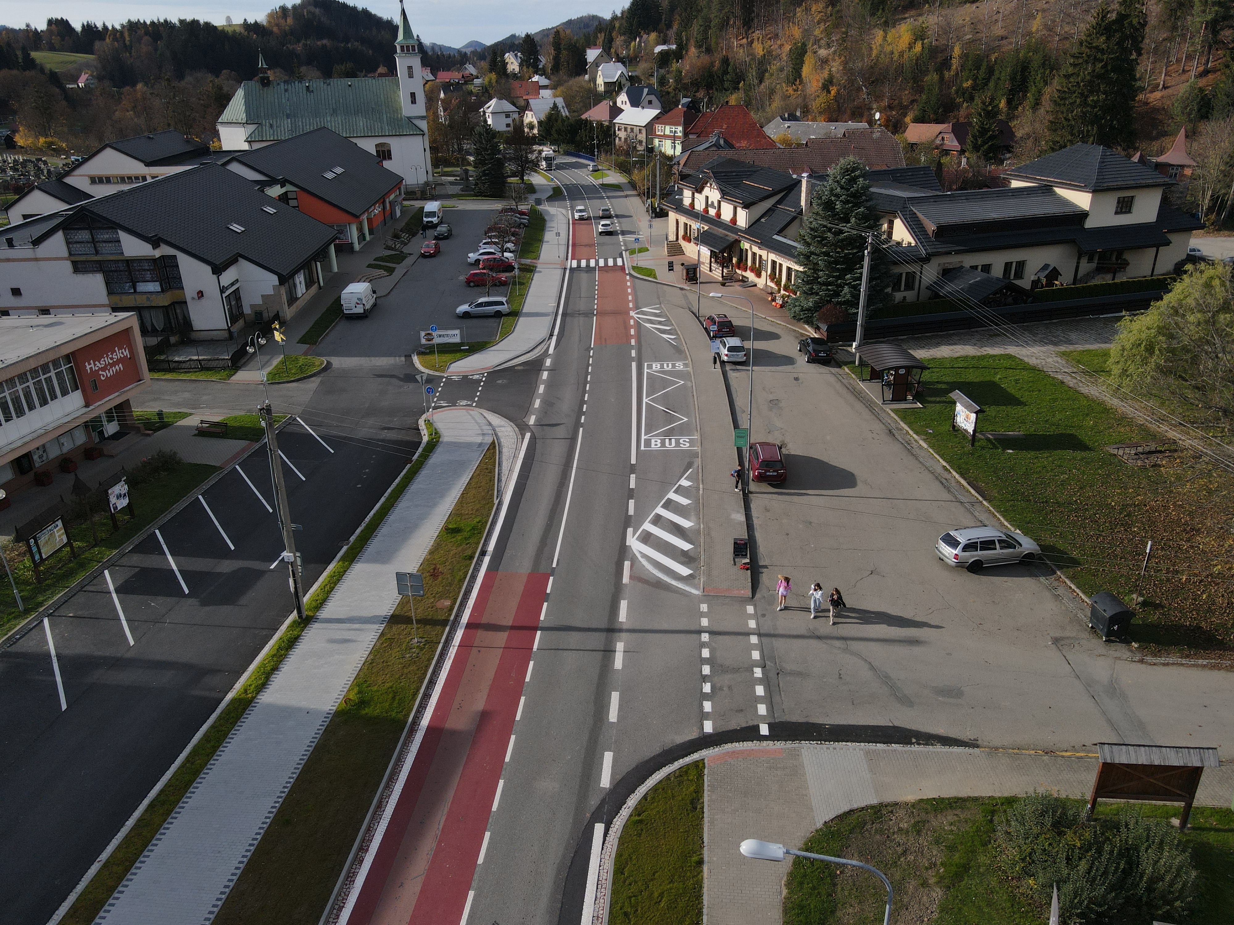 Horní Bečva – výstavba cyklostezky centrem obce - Wegen- en bruggenbouw