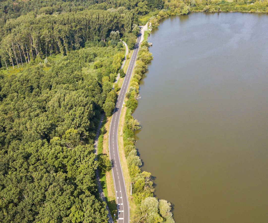 Silnice III/4254 – rekonstrukce úseku Mutěnice–Dubňany - Wegen- en bruggenbouw