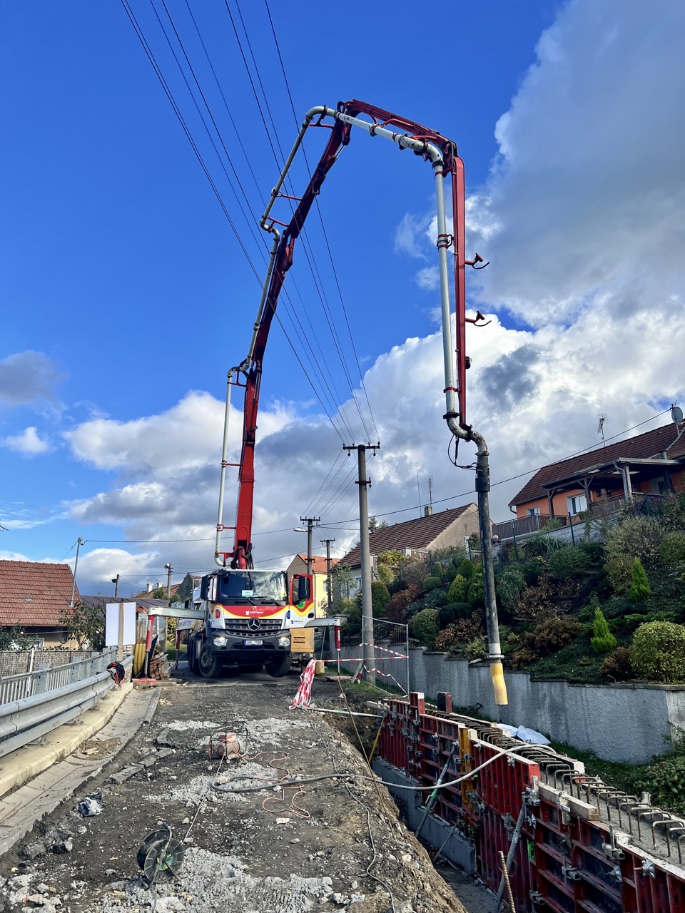 Silnice III/00711, Makotřasy – bezpečnostní opatření - Wegen- en bruggenbouw