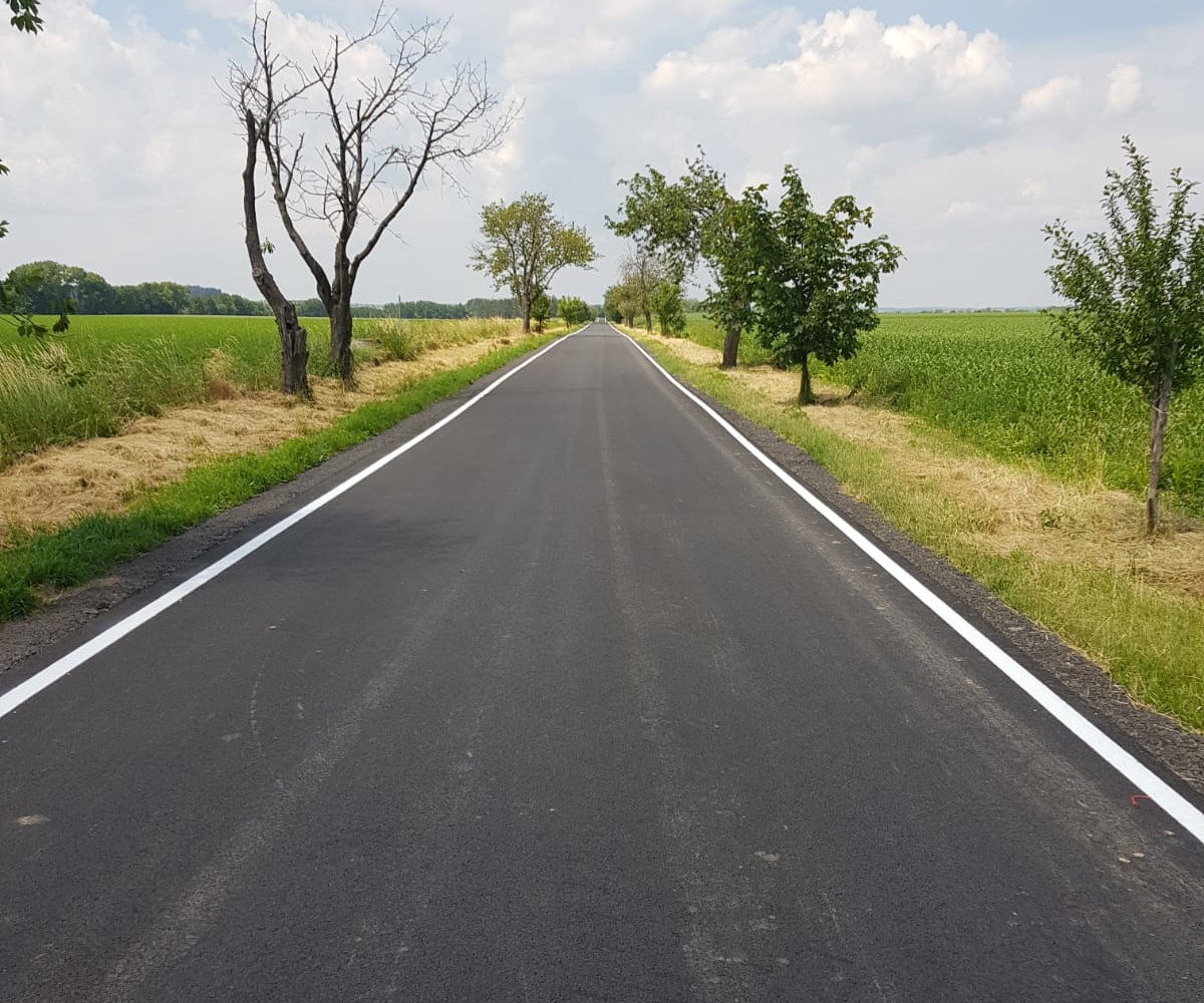 Silnice III/12536 – rekonstrukce úseku Červený Hrádek – Solopysky - Wegen- en bruggenbouw
