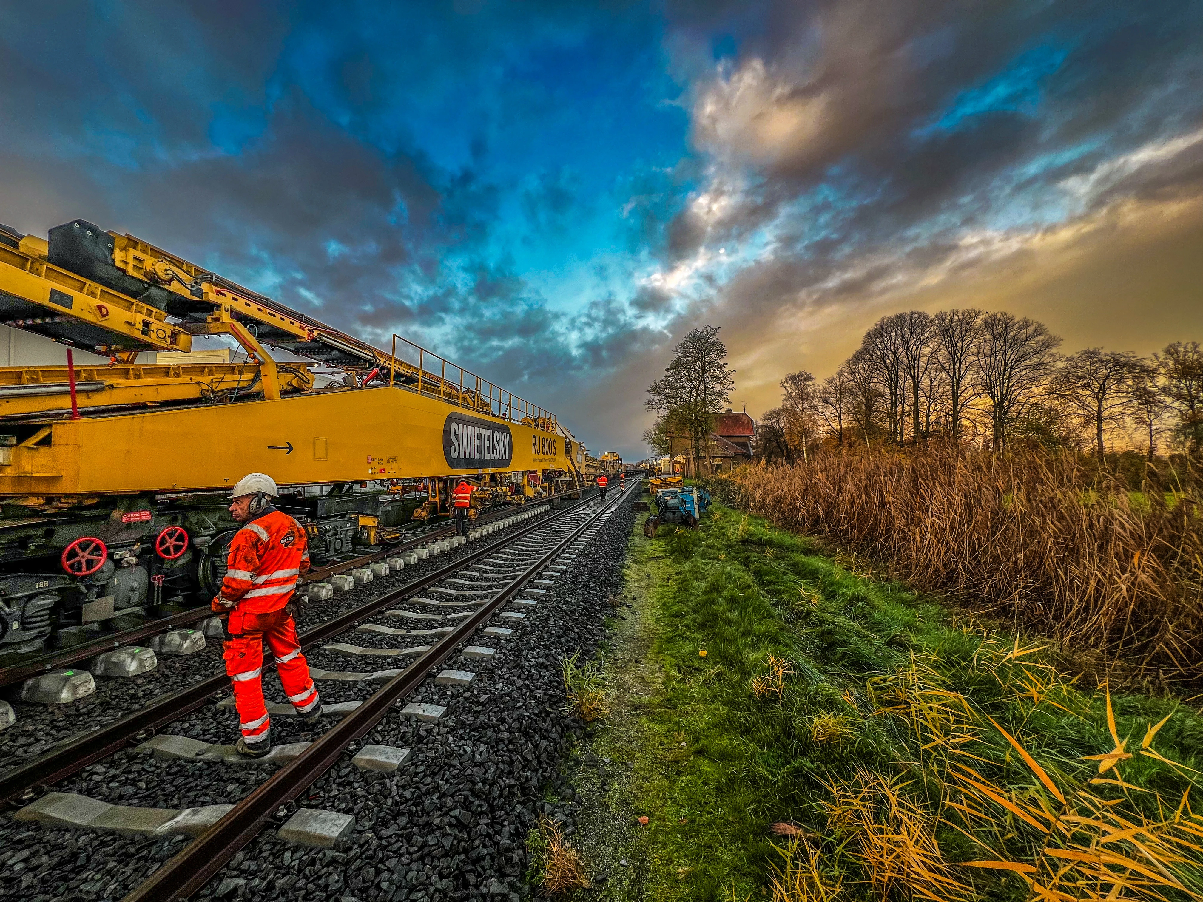 7DAA0975 EF94 47B7 8DFE 9A1AE13FE252