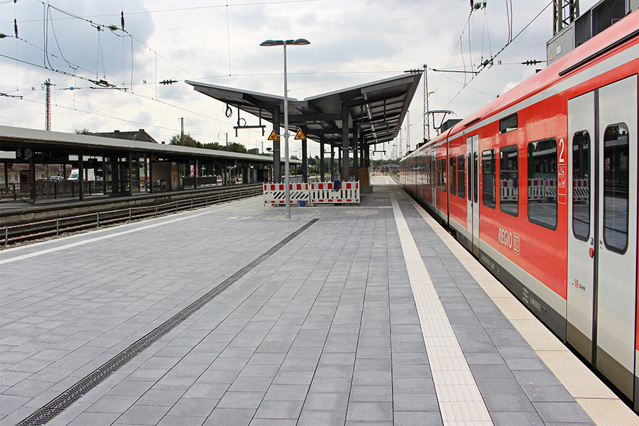 Bahnsteig Hauptbahnhof Landshut - Civiele bouwkunde