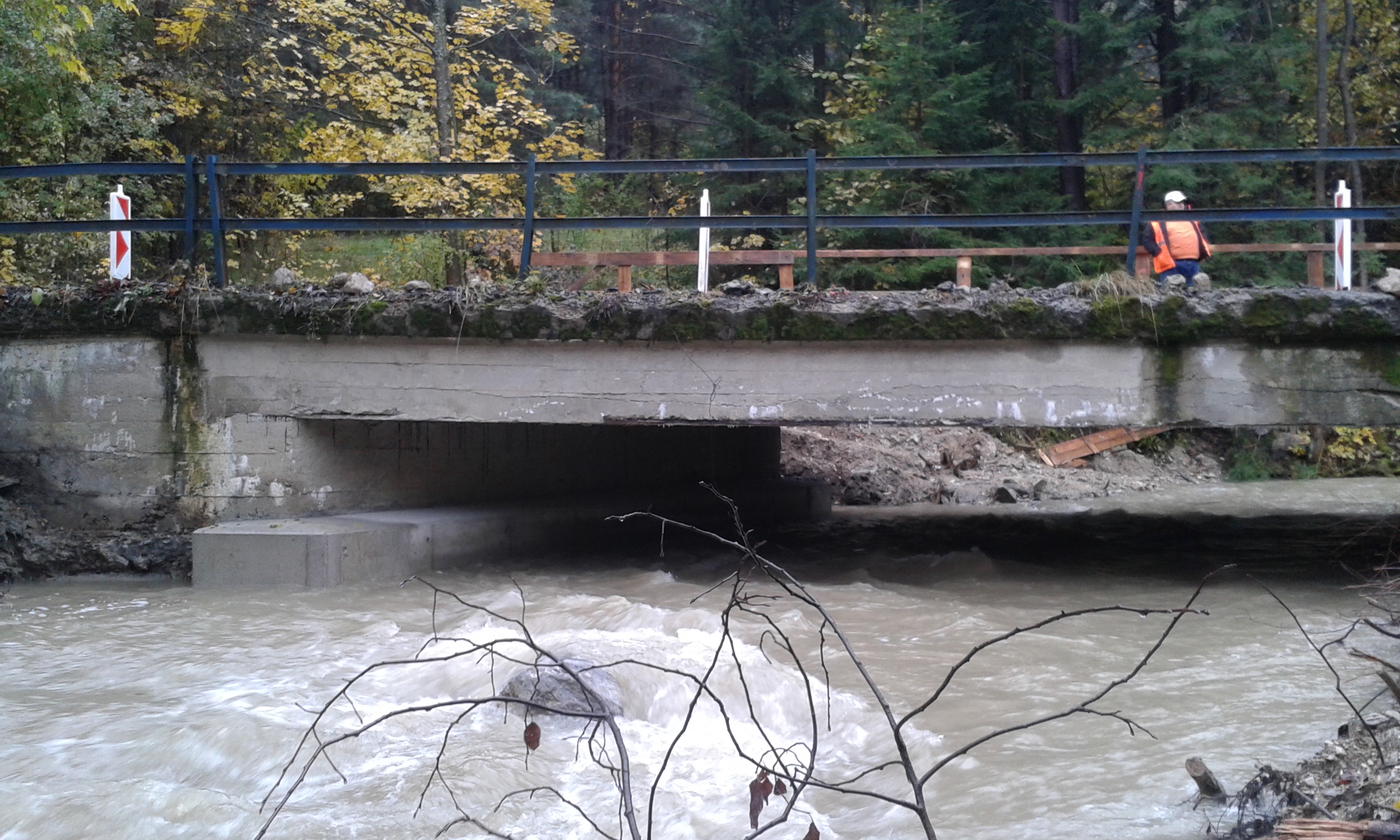 Rekonštrukcia mostného objektu č. 51819-008 v extraviláne obce Kláštor pod Znievom - Wegen- en bruggenbouw