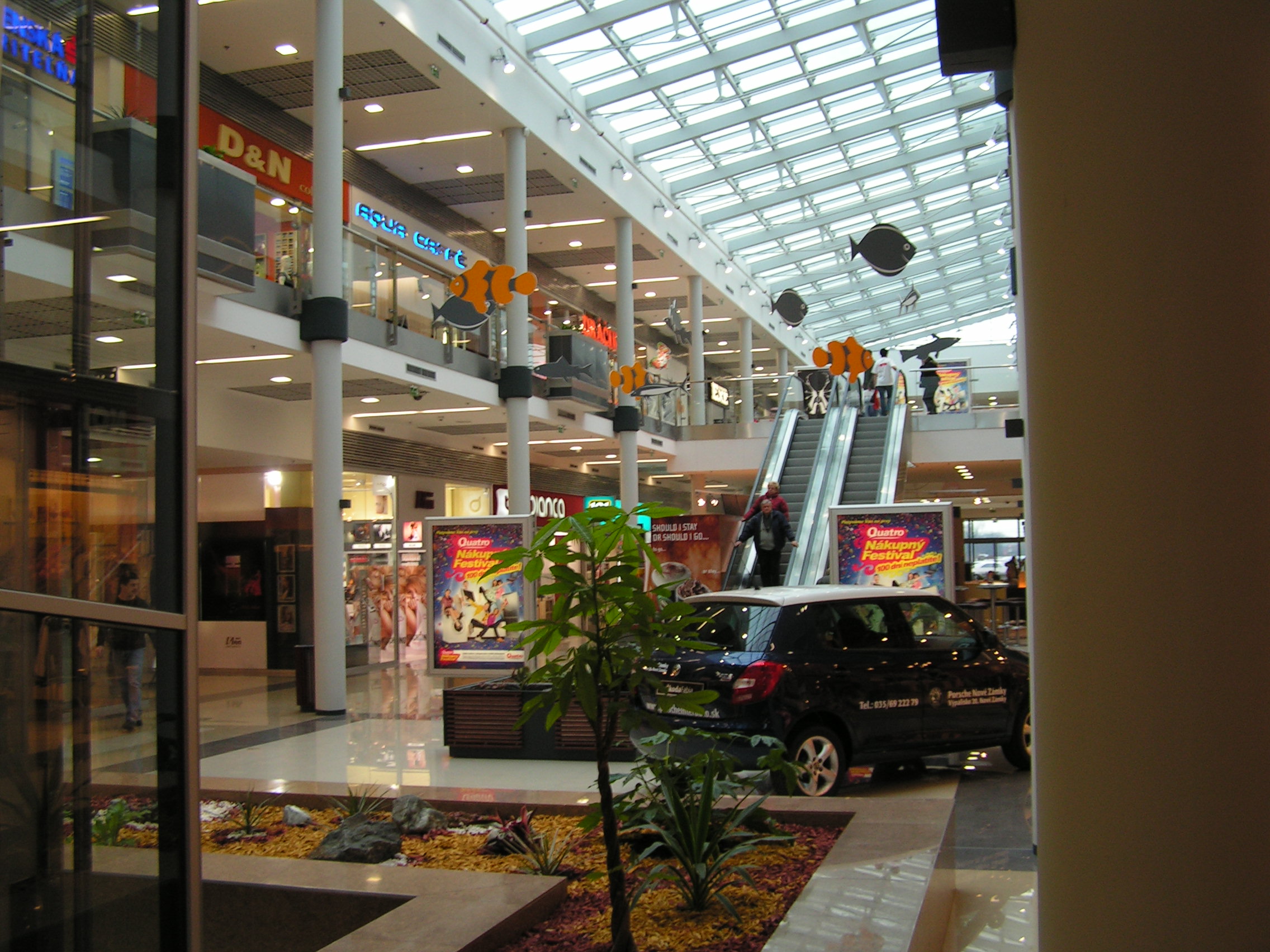 Aquario Shopping Center Nové Zámky / obchodné centrá - Bouw