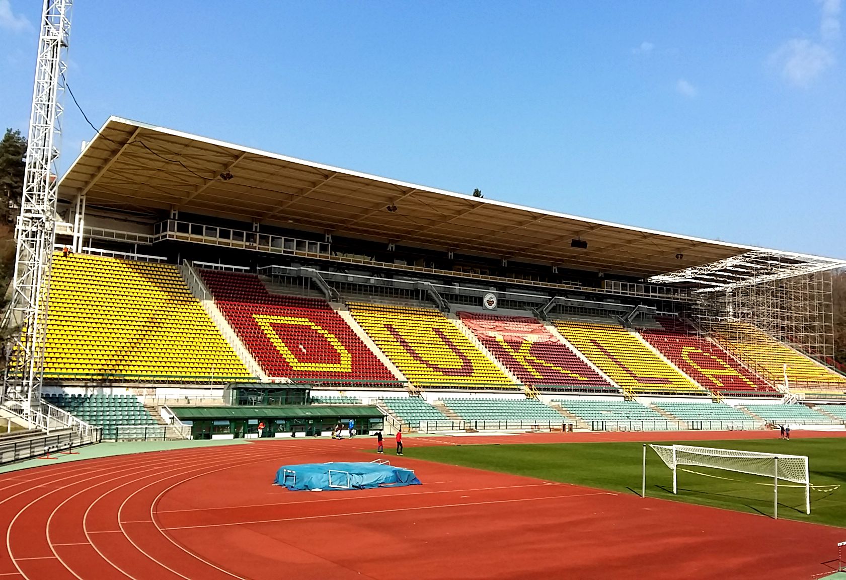 Stadion Juliska rekonstrukce tribuny - Bouw
