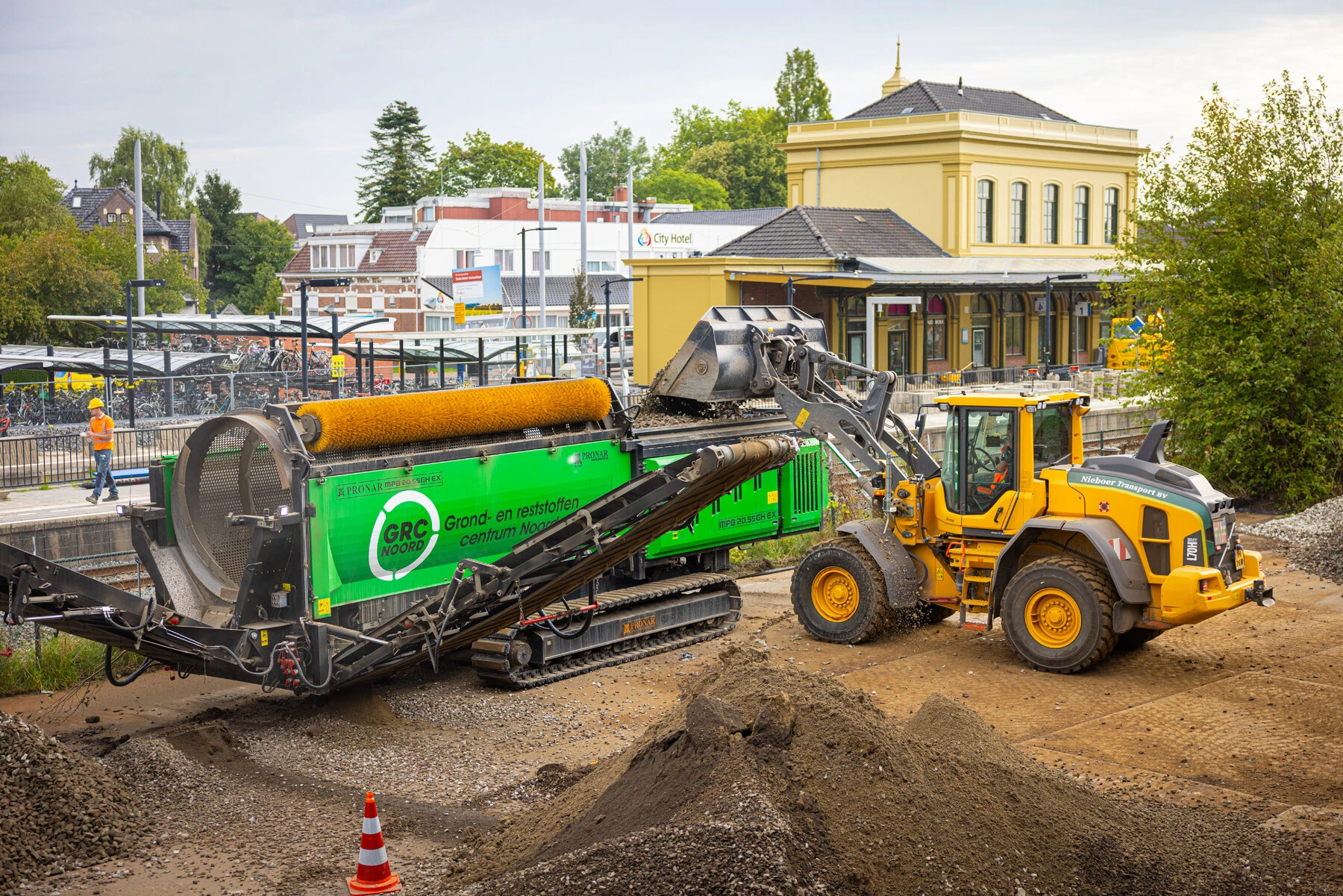 Web 20250812 092406 SV6179