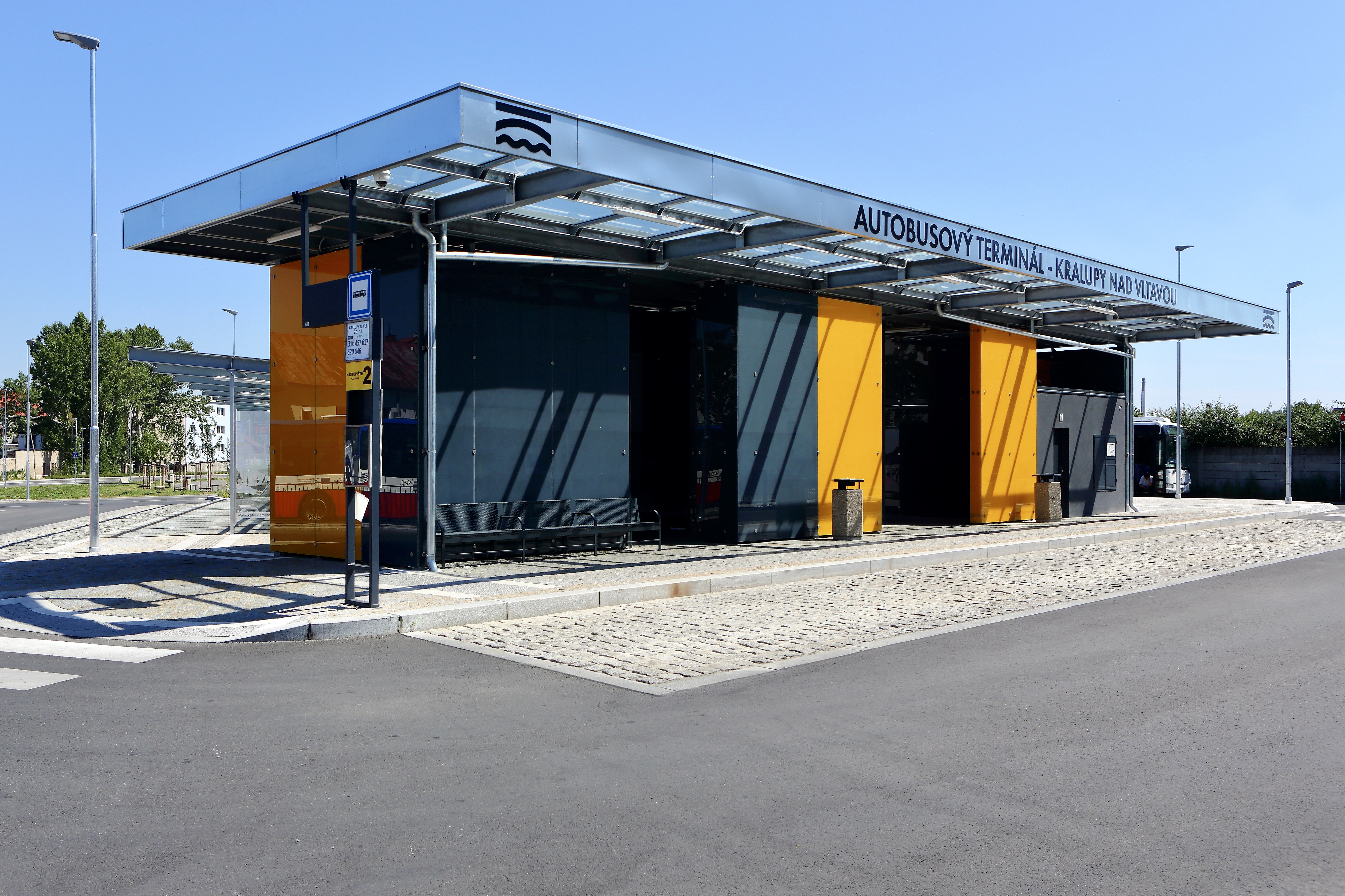 Kralupy nad Vltavou – terminál autobusového nádraží - Wegen- en bruggenbouw