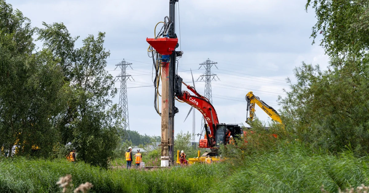 Strengthening Railway Embankments with Stone Columns | Swietelsky Rail