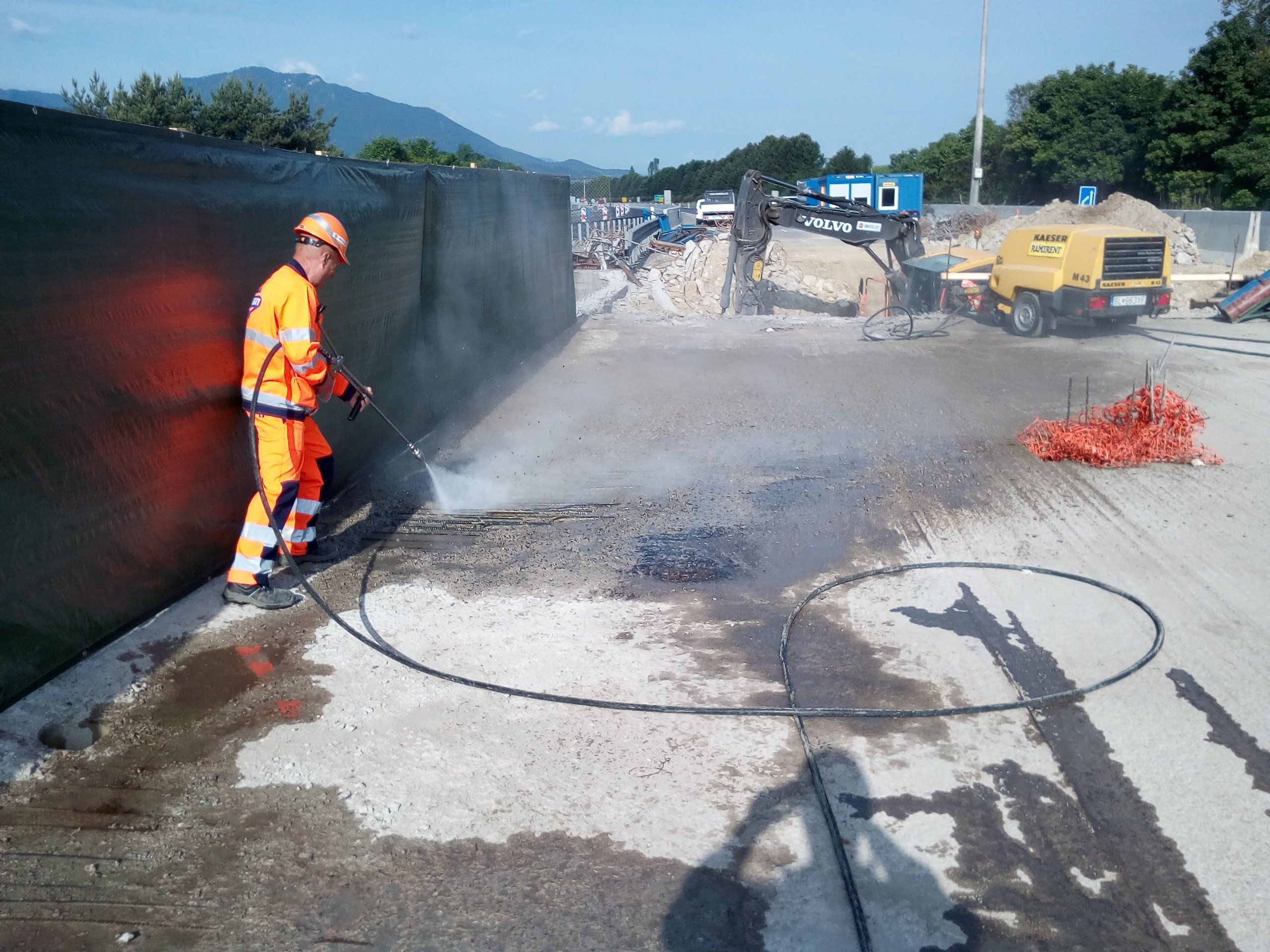 Vysokotlakové čistenie a búranie betónových konštrukcií vodným lúčom - Gespecialiseerde competenties