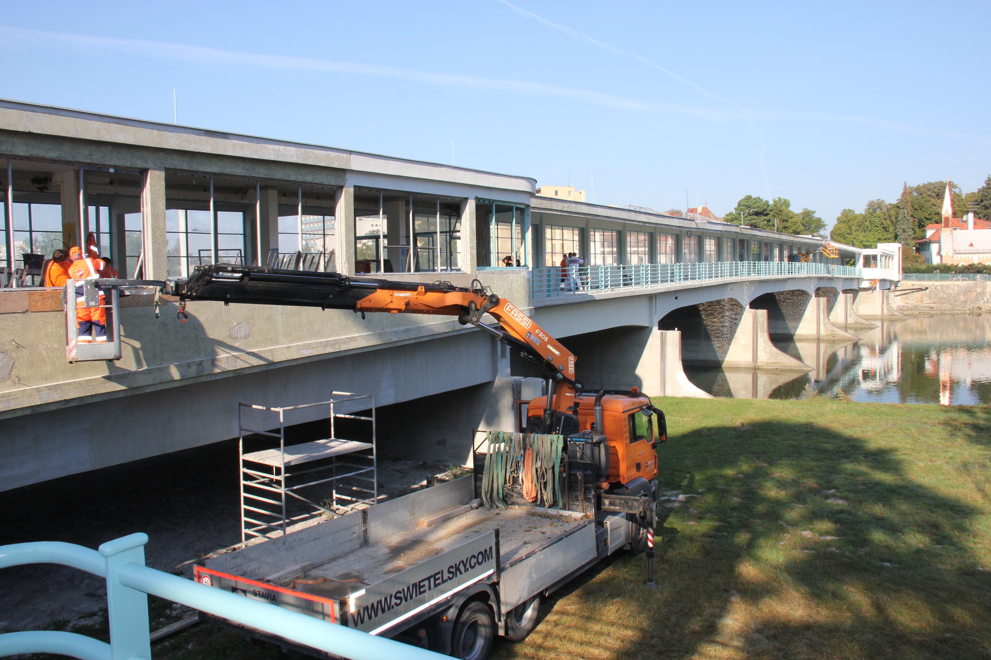 Rekonštrukcia Kolonádového mosta v Piešťanoch - Wegen- en bruggenbouw