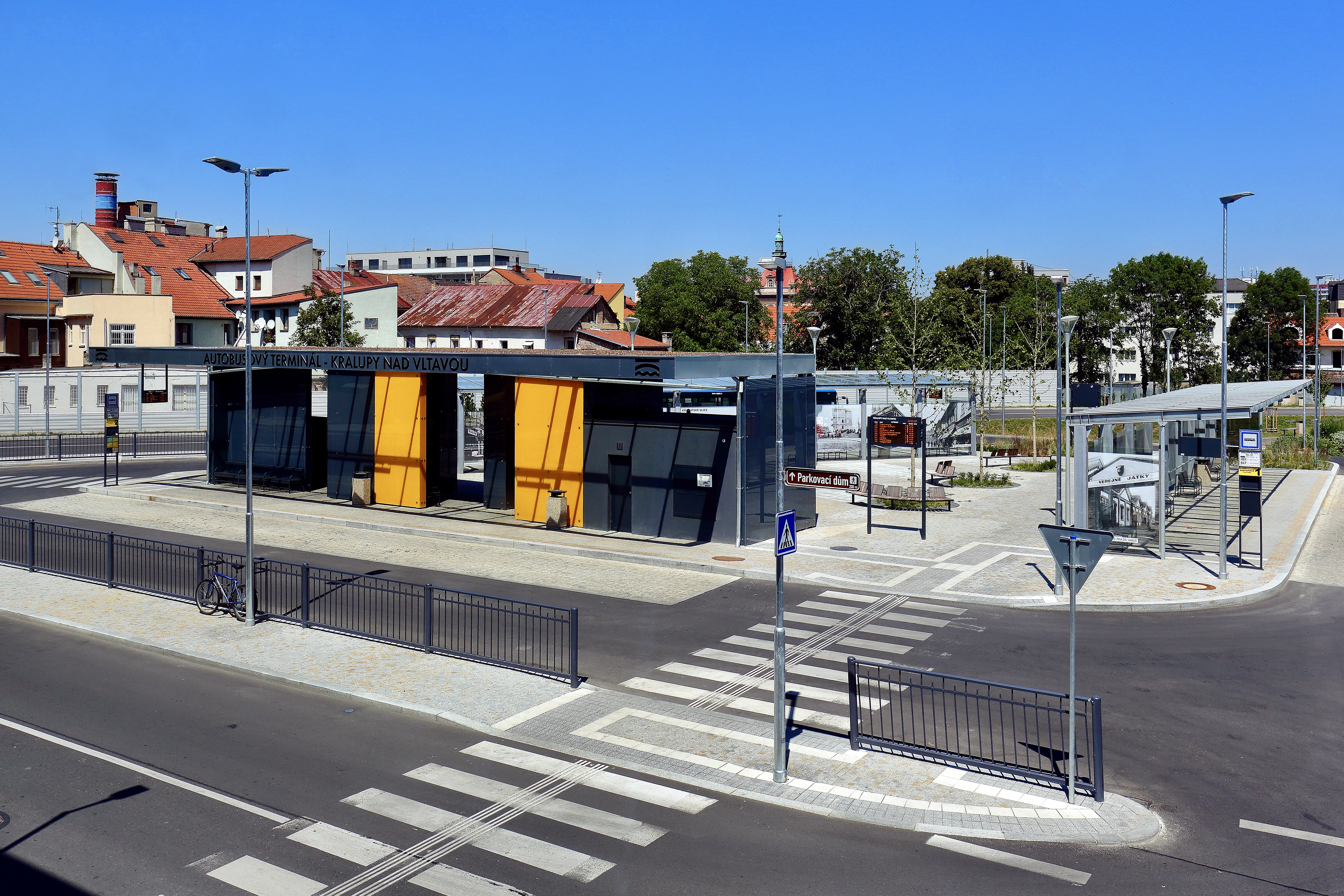 Kralupy nad Vltavou – terminál autobusového nádraží - Wegen- en bruggenbouw