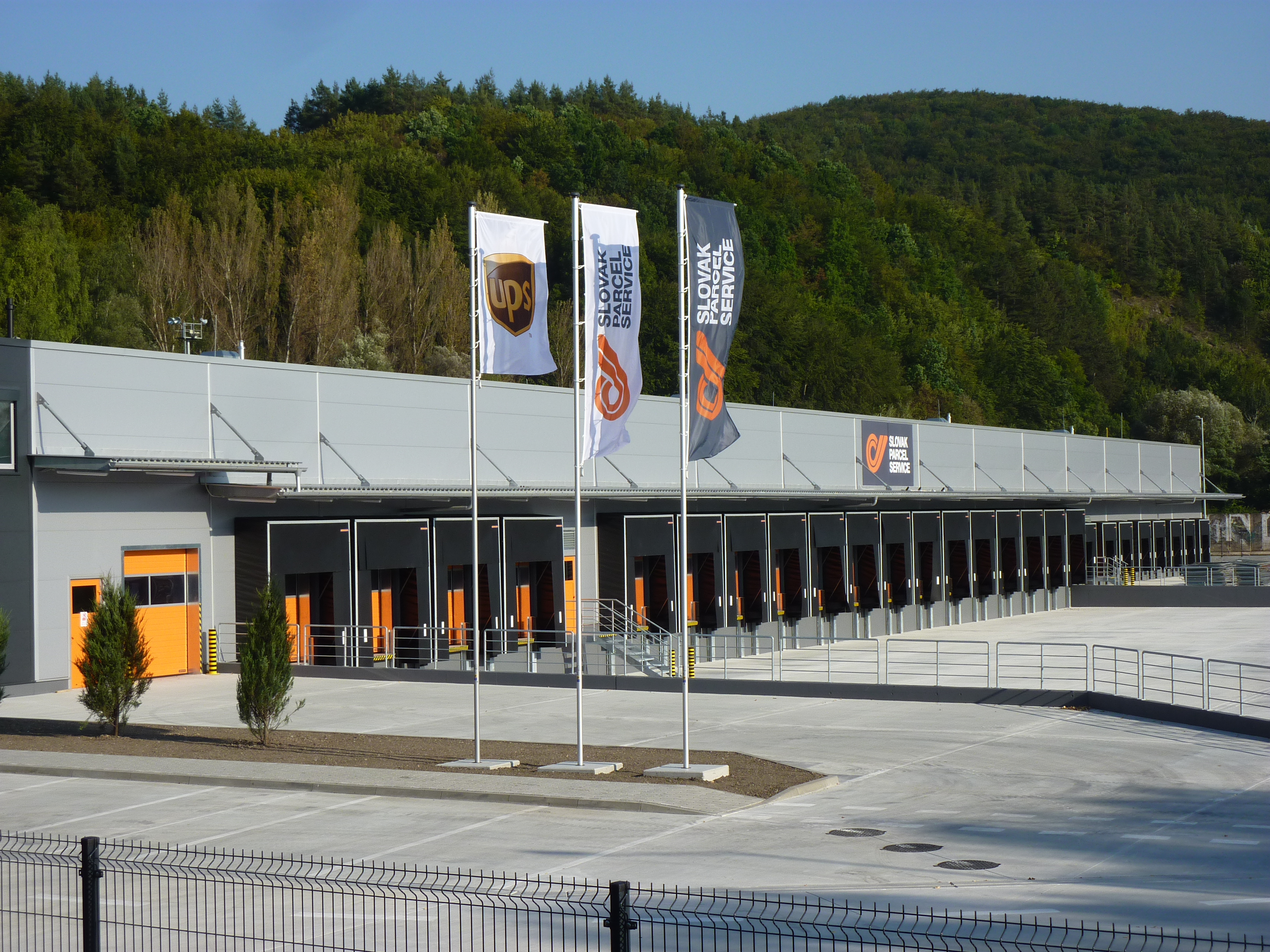 Distribučné centrum SPS Banská Bystrica / logistické areály, sklady - Bouw