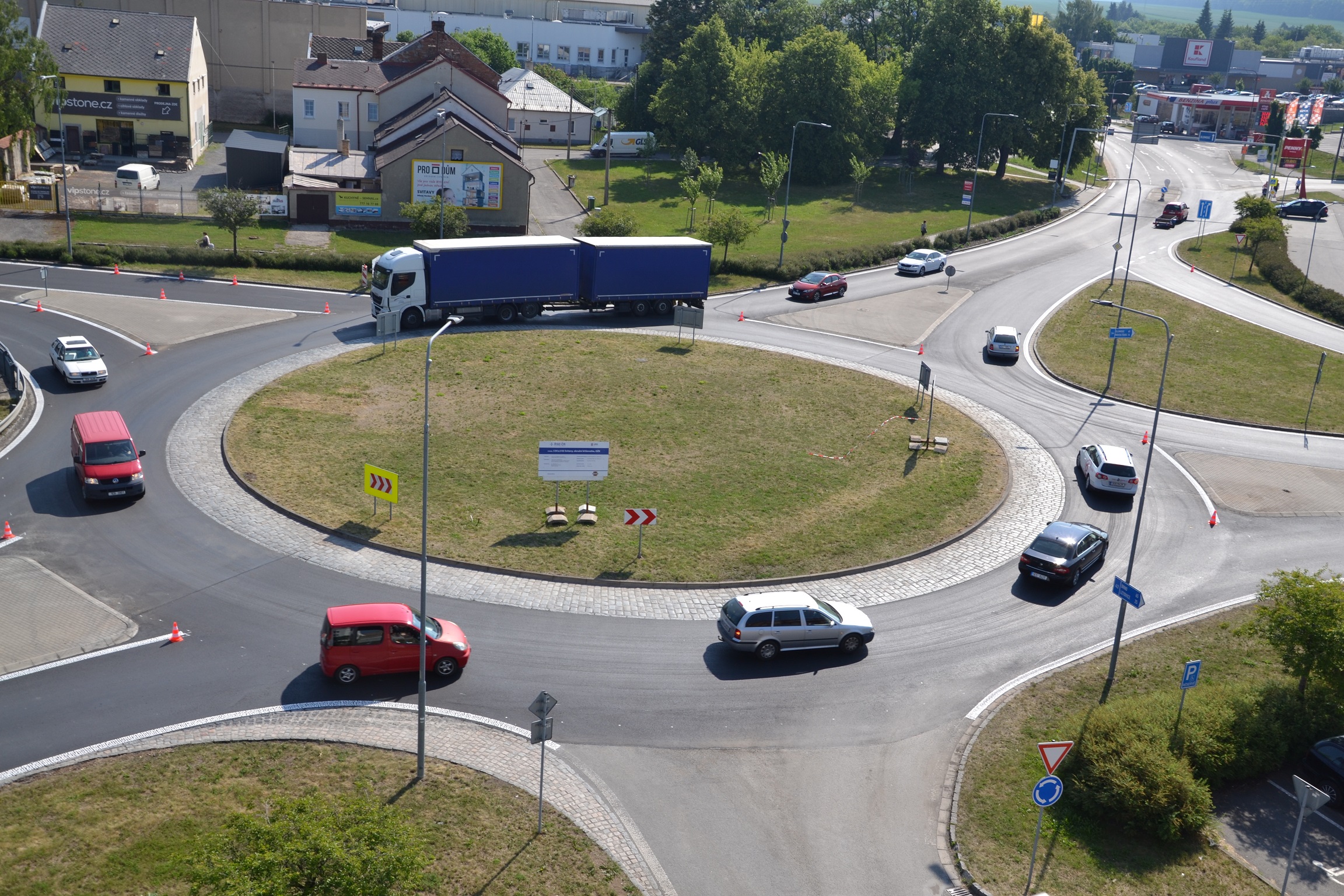 Svitavy – rekonstrukce okružní křižovatky - Wegen- en bruggenbouw