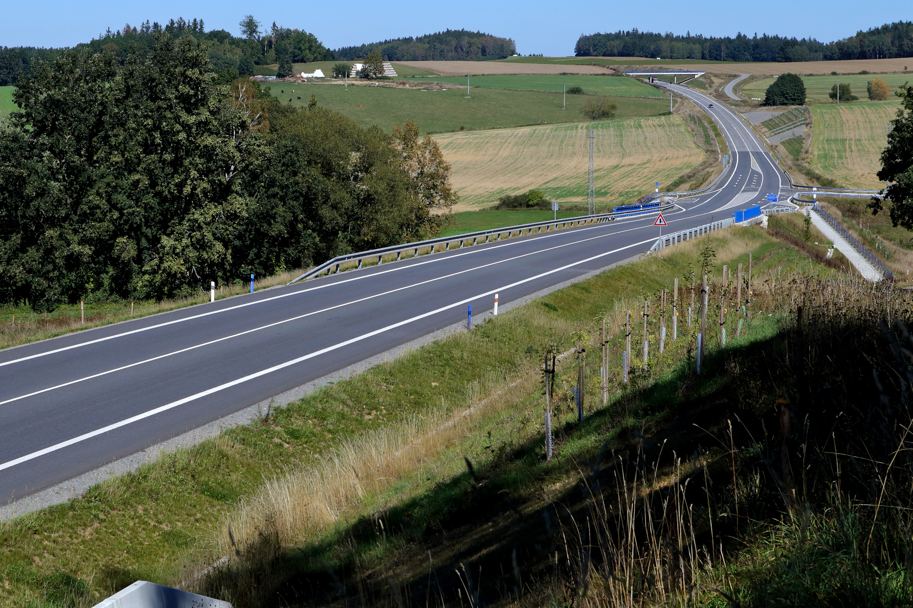 Silnice I/34 – výstavba úseku Ondřejov–Božejov–Pelhřimov - Wegen- en bruggenbouw