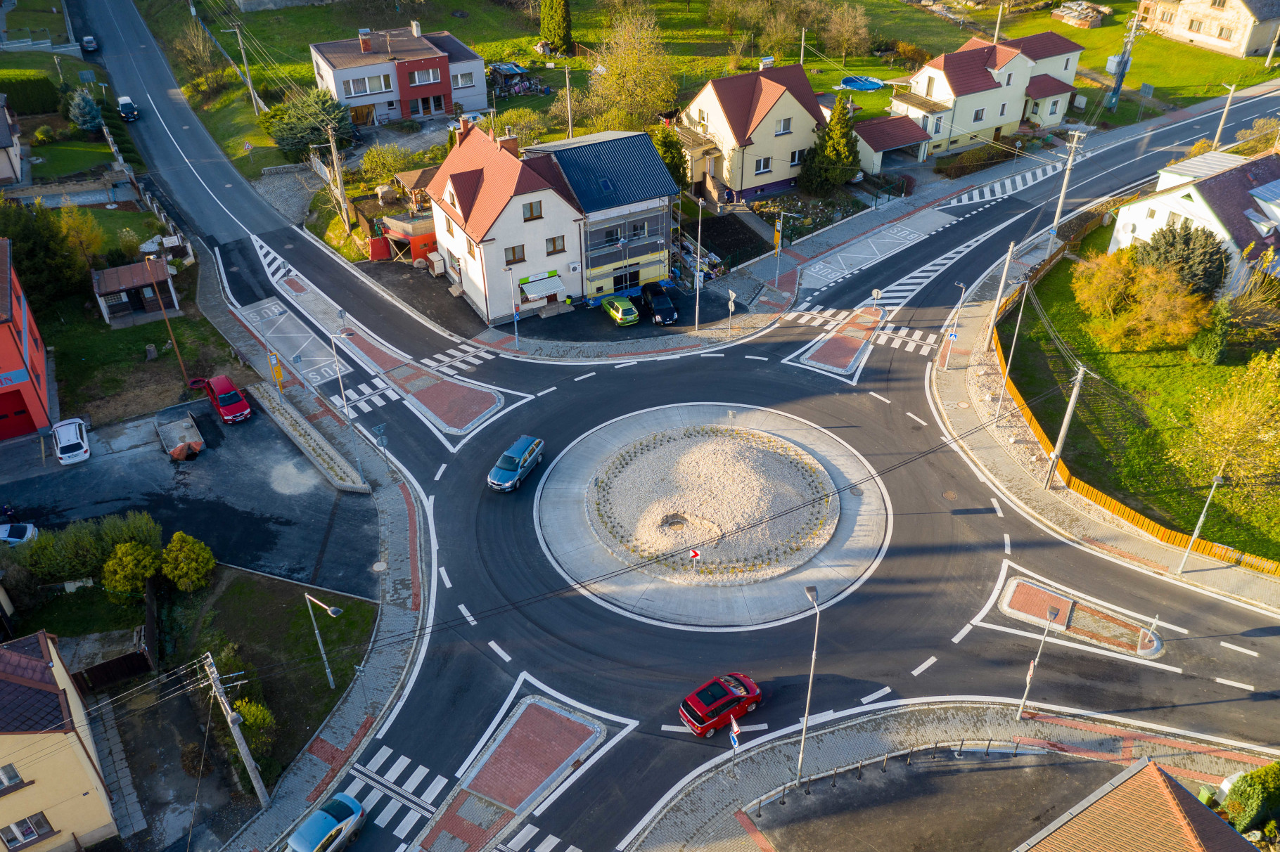 Silnice II/486, Krmelín – vybudování okružní křižovatky - Wegen- en bruggenbouw