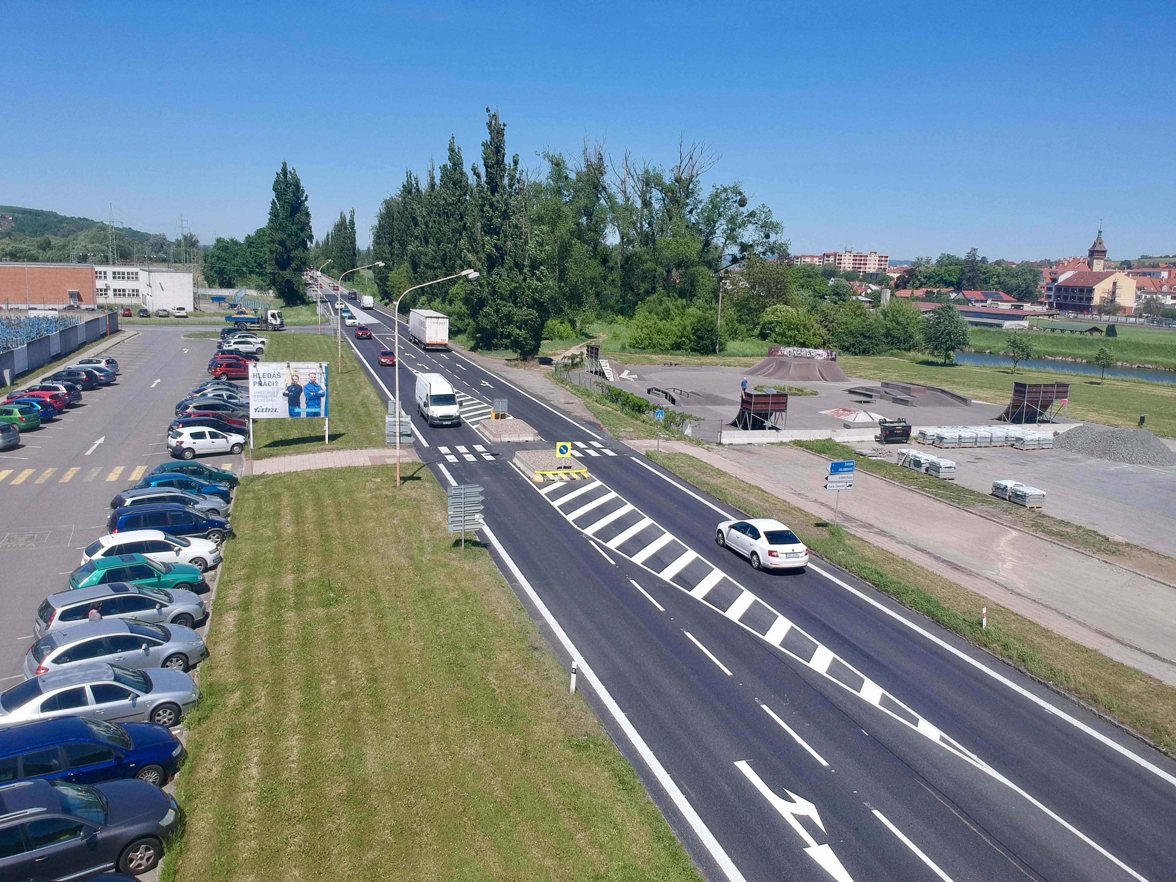 Silnice I/55, Napajedla – rekonstrukce v intravilánu a extravilánu obce (křiž. Fatra) - Wegen- en bruggenbouw